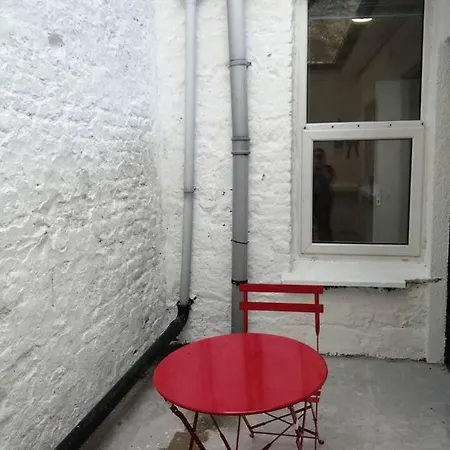 Charming 1-bed In Apartment