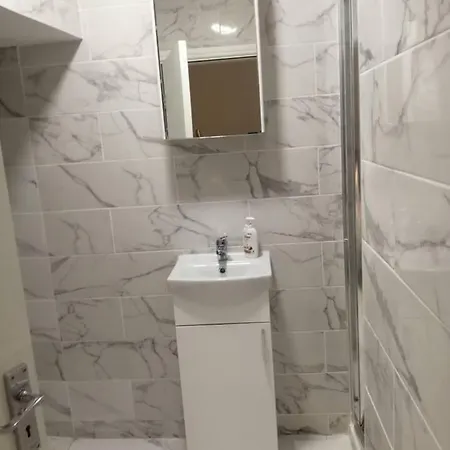 Charming 1-bed In
